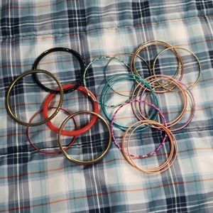 21 bracelets bangles costume jewelry lot NWOT